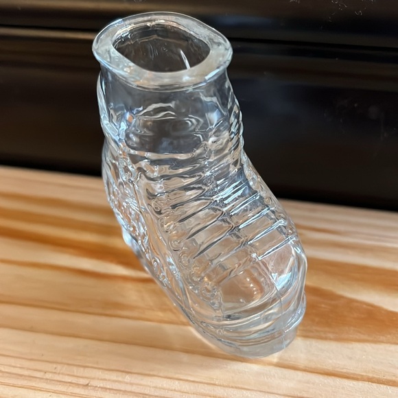 Vintage Windsor Glass Ice Skate Boot Shot Glass - Picture 2 of 3
